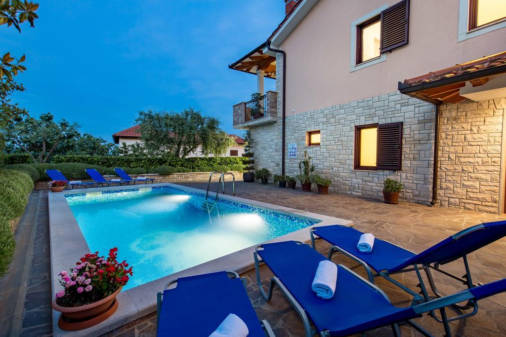Apartments Dalia Lovran Εξωτερικό φωτογραφία